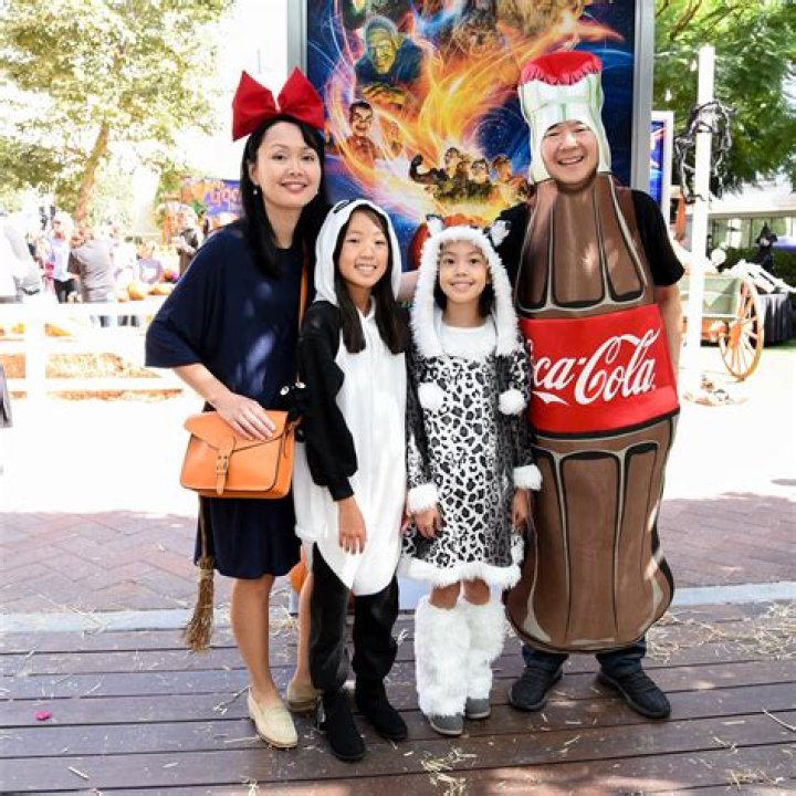 Alexa Jeong: The Rising Star in the World of Entertainment