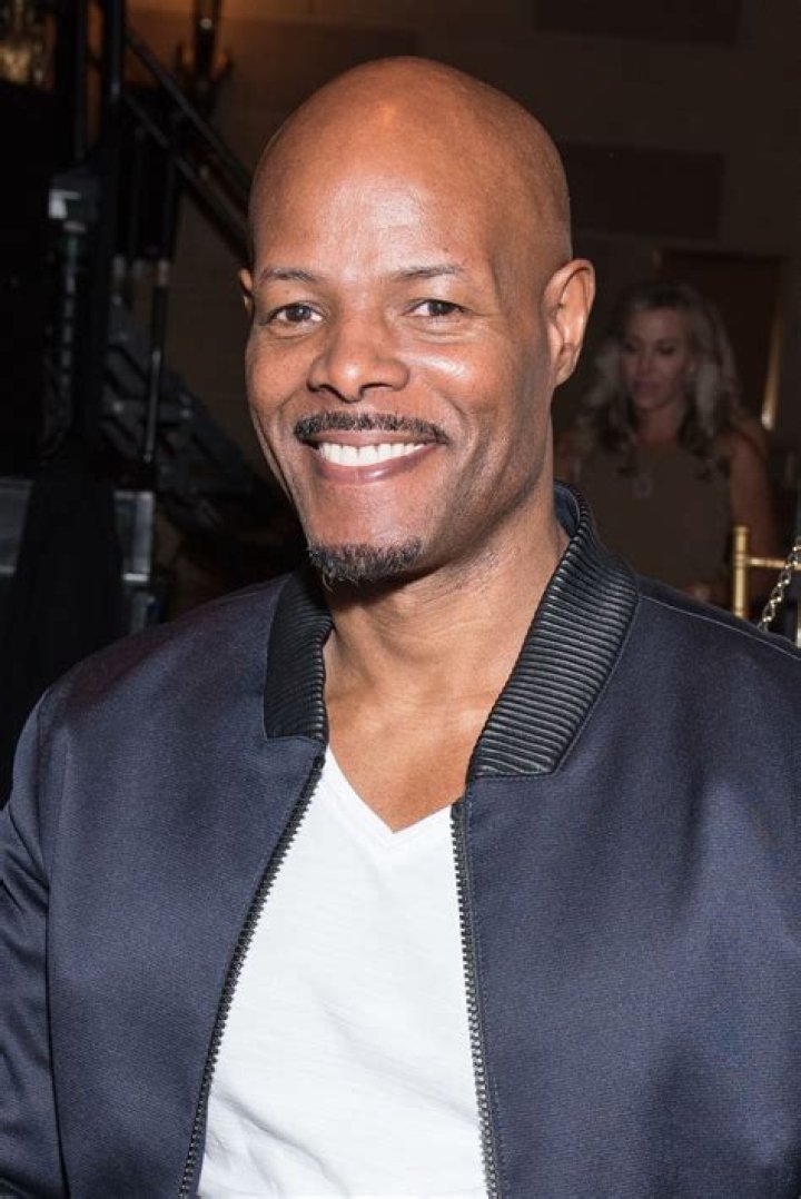 Dwayne Wayans: The Hilarious Journey of a Legendary Comedian