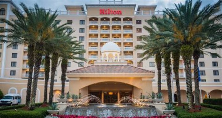Hilton Carillon Park Hotel: Your Ultimate Stay in St. Petersburg, Florida