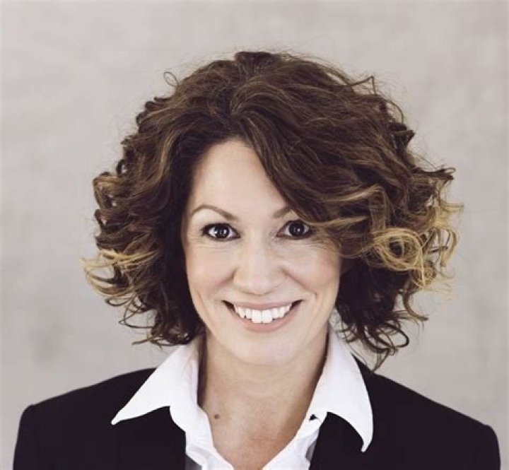 Kitty Flanagan: A Comprehensive Guide to the Versatile Comedian and Actress