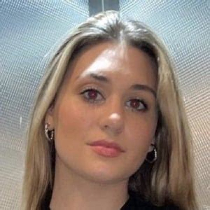 Lauren Mochen: Rising Star in the Fashion and Entertainment Industry