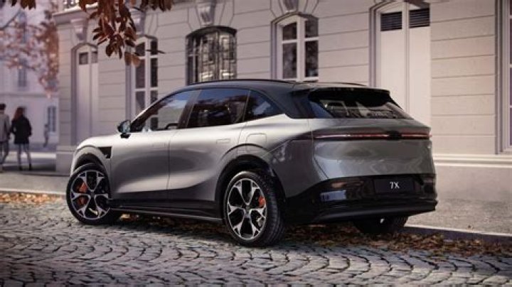 Zeekr 001 Reviews: The Game-Changing Electric Vehicle That's Turning Heads